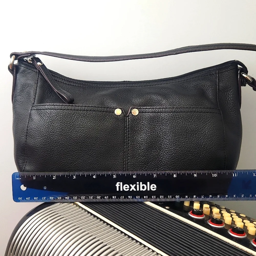 GORGEOUS TIGNANELLO BLACK LEATHER HANDBAG IN MINT CONDITION - Picture 5 of 10